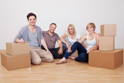 Packing and loading support for a move in Shepherds Bush